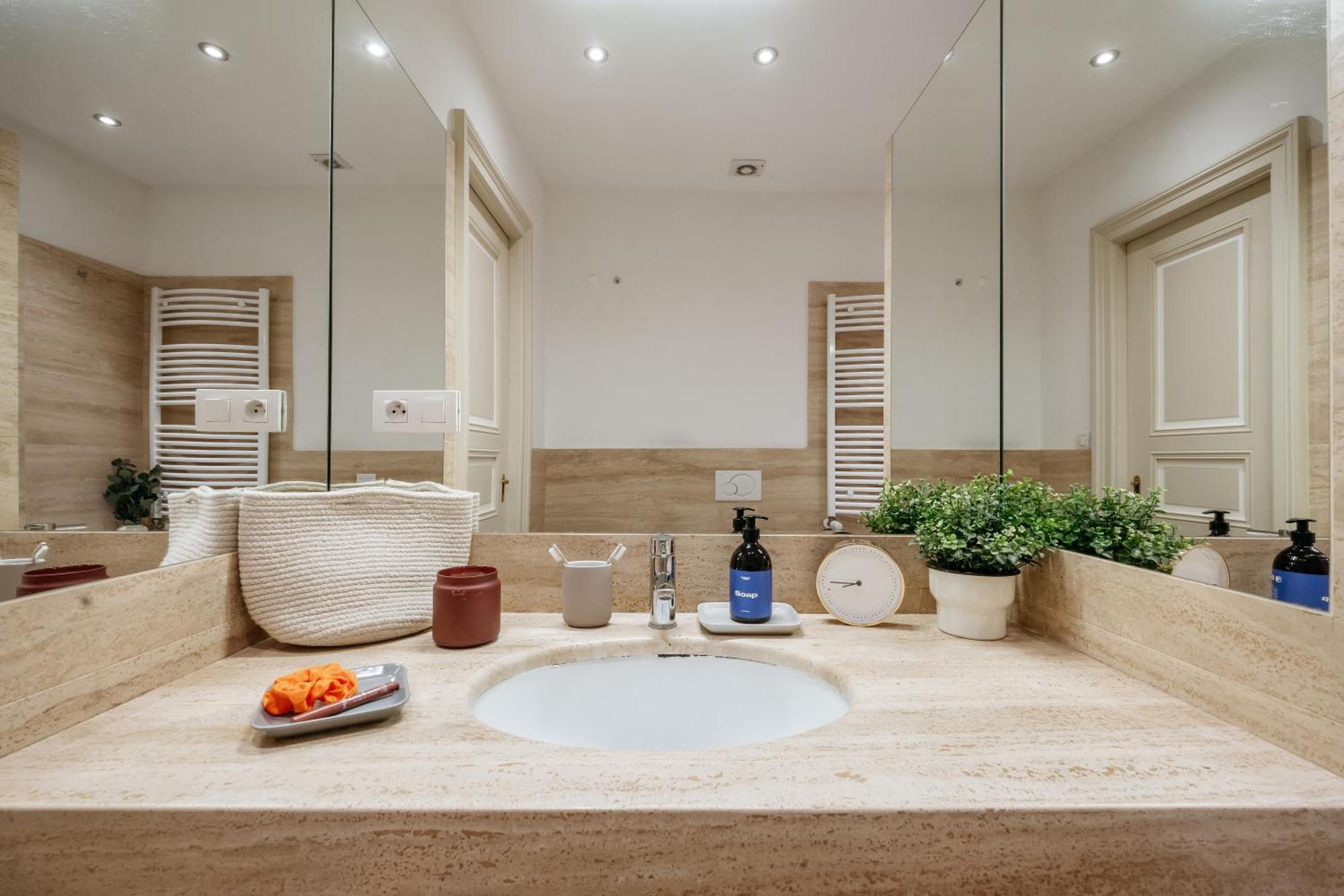Appartamento Days - 1min Old Town Square - 1bdr - Parizska Street *