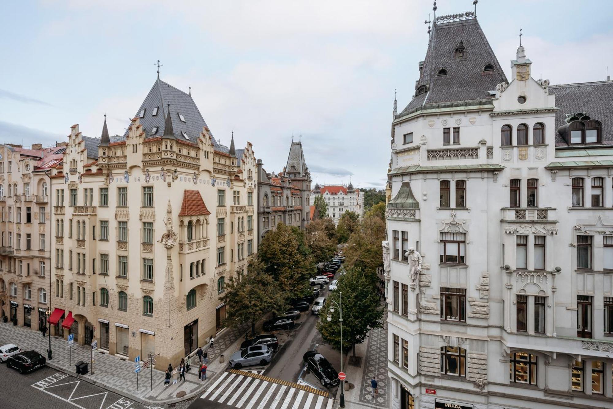 Days - 1min Old Town Square - 1bdr - Parizska Street